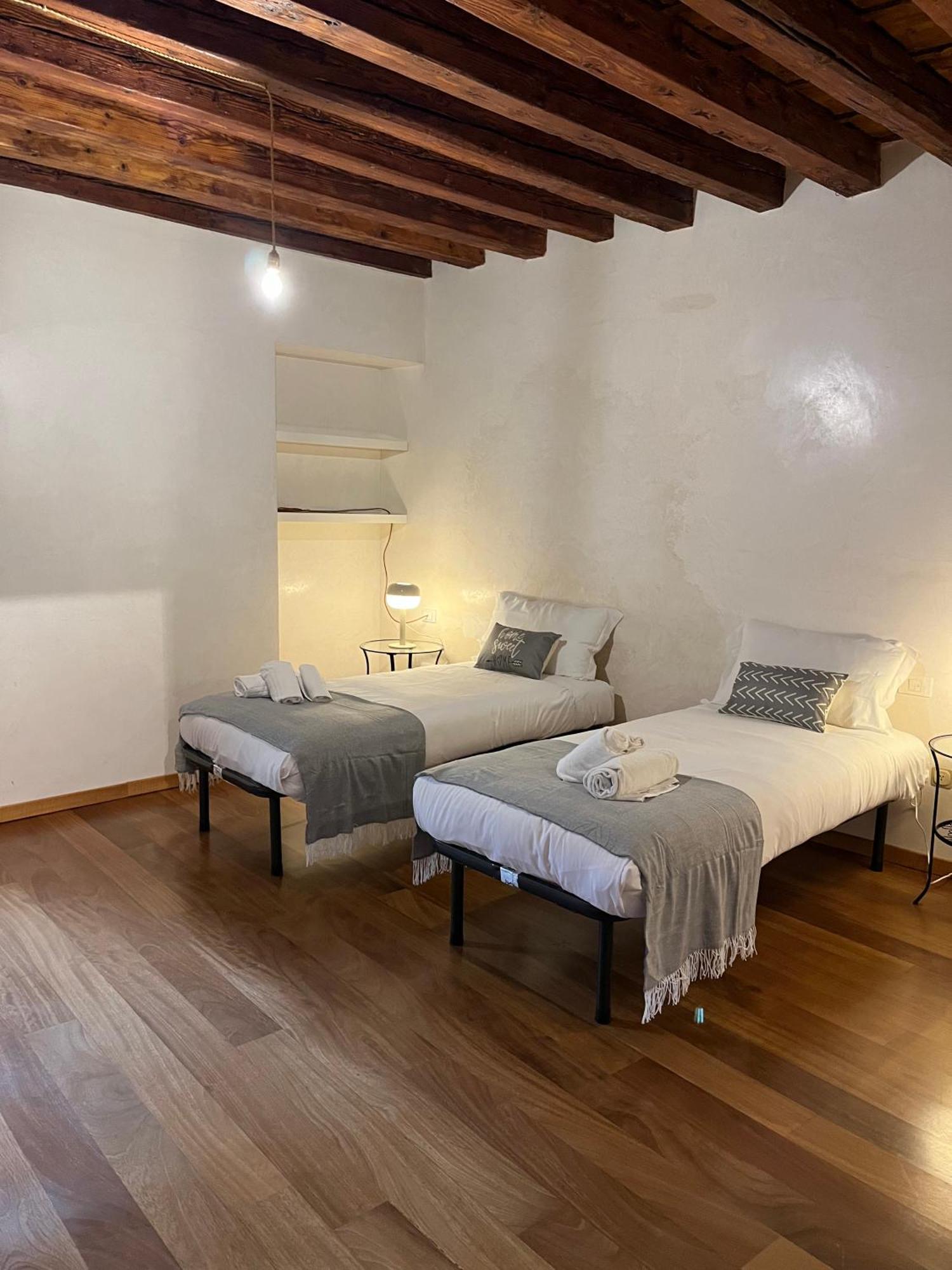 Il Campanile Appartement Vicenza Buitenkant foto
